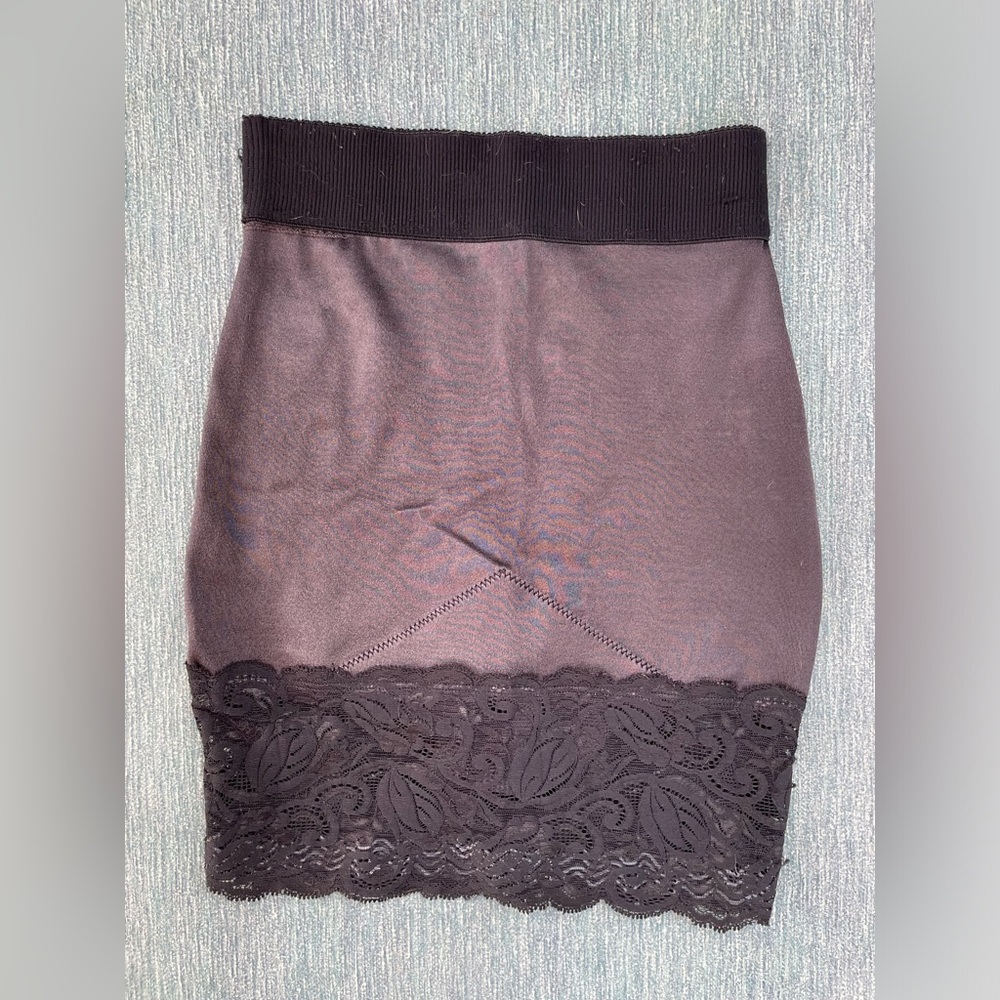 Vanity Fair Black Shapewear Skirt Slip Size Small